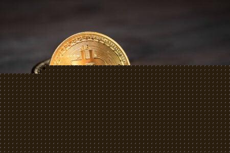 比特币跌破6.6万美元 美以军事行动升级冲击伊朗市场