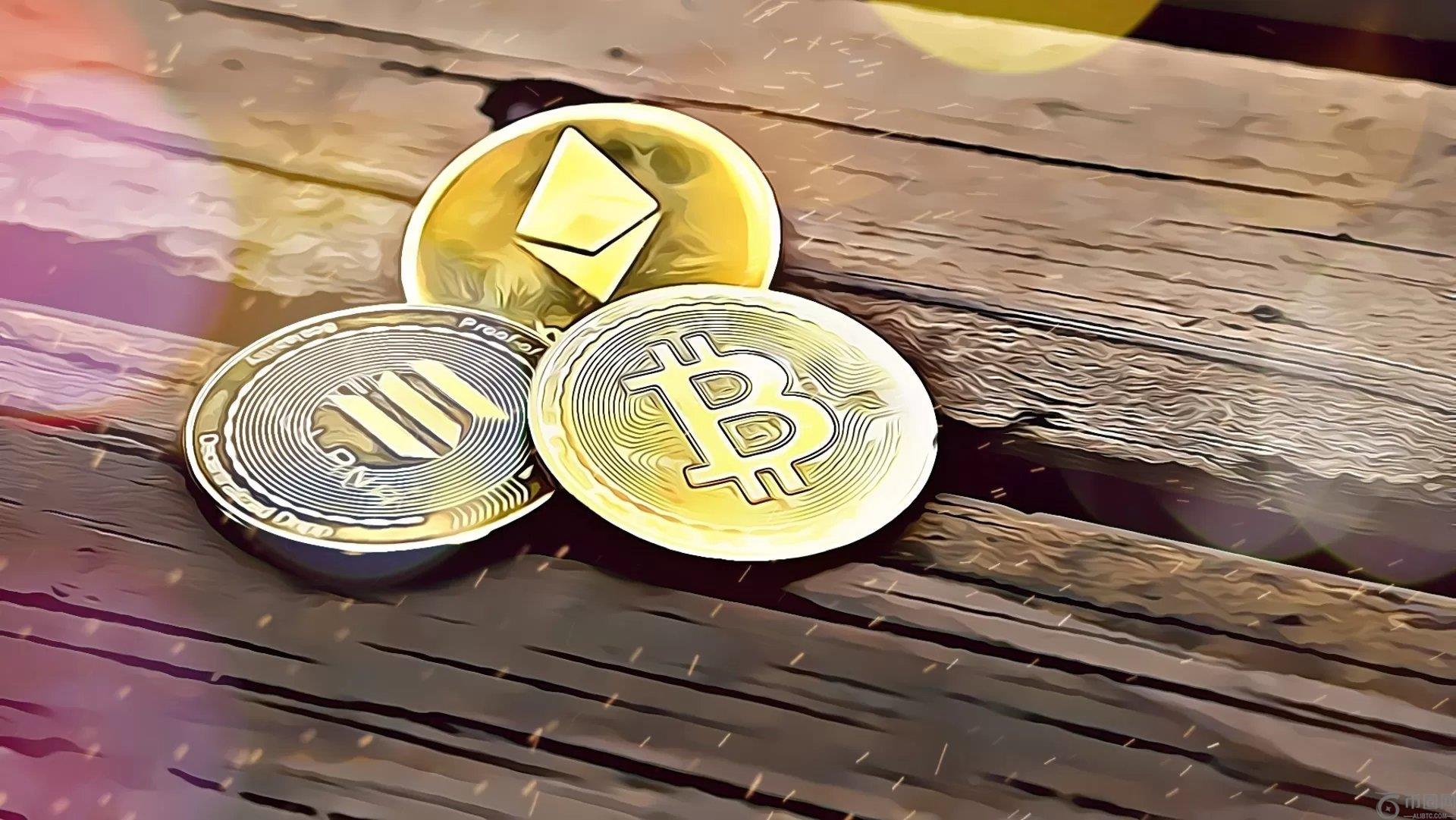 比特币（BTC）与以太坊（ETH）同步上扬，Solana（SOL）飙升11%