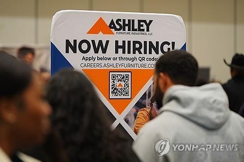 美国二月就业市场冲击：就业岗位减少9.2万，经济不确定性加剧