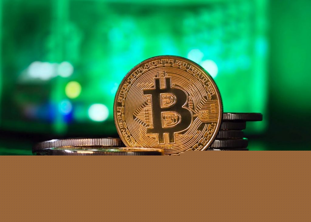 据分析公司称，比特币重回上涨趋势！霍尔木兹海峡的开通将如何影响B...