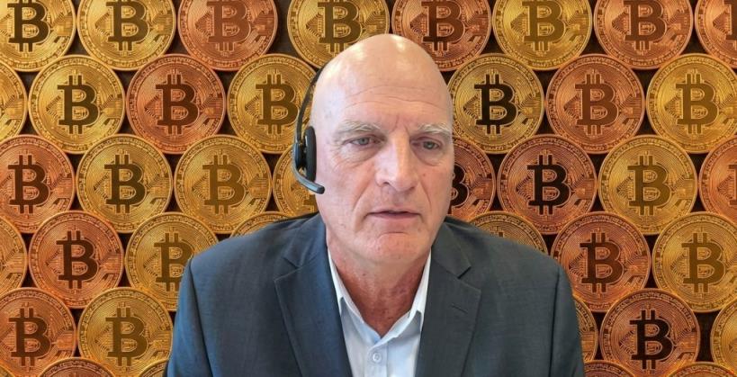 比特币突破82000美元，币安官网注册用户激增