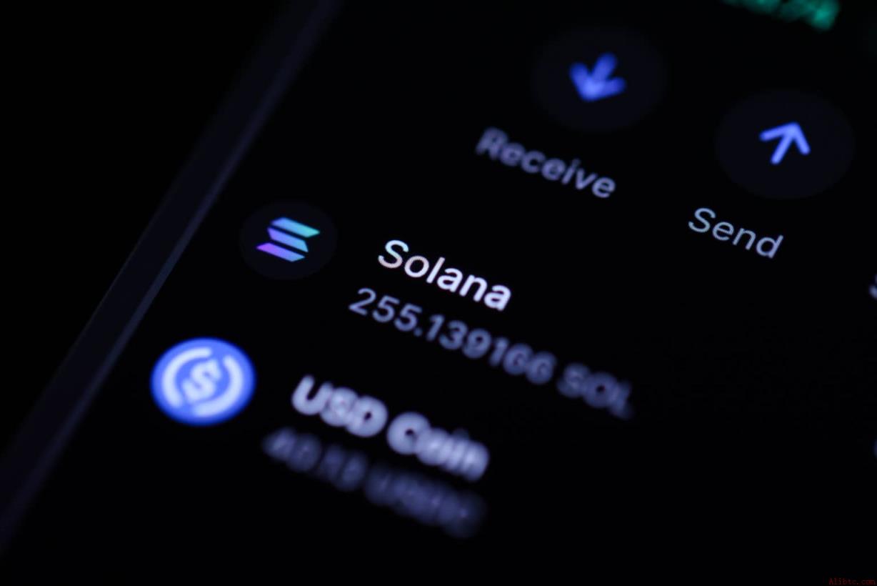 Solana链总锁定价值达342亿美元，其现实世界资产市值突破20亿美元。