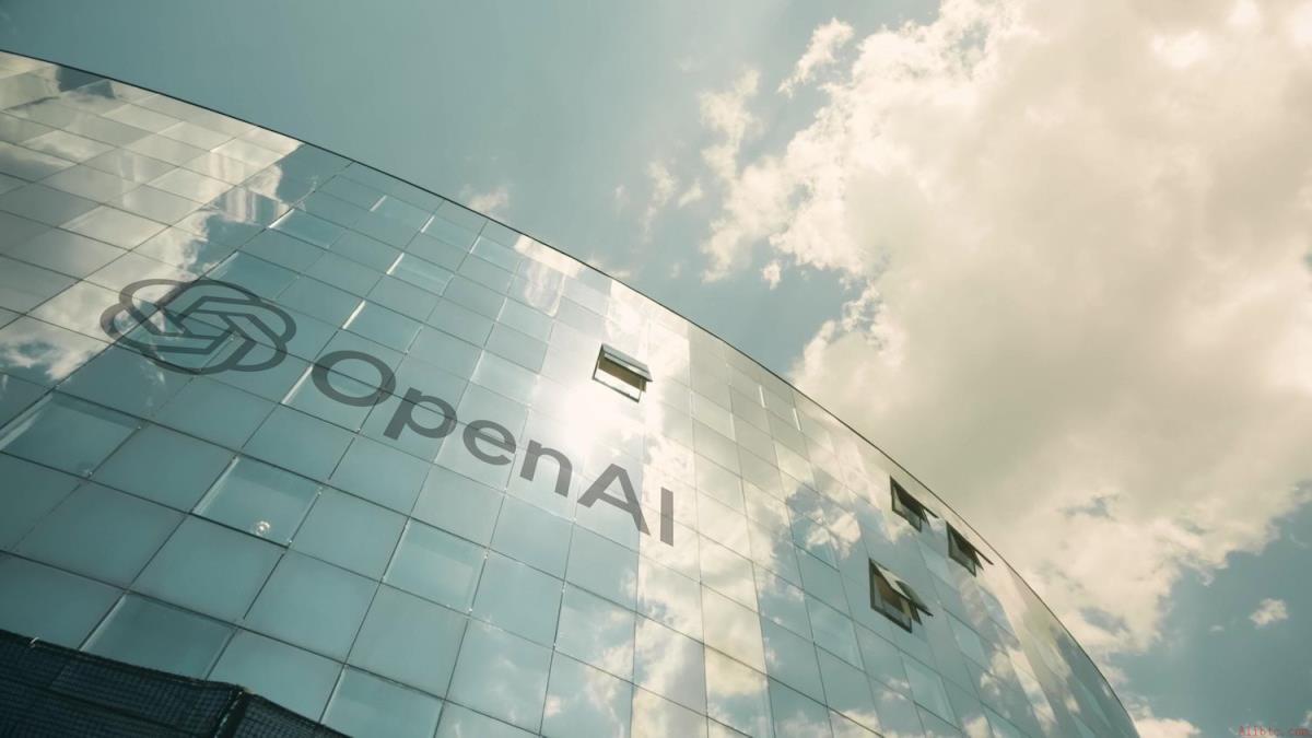 OpenAI为日本大型银行引入GPT-5.5网络防御模型以应对AI黑客攻击
