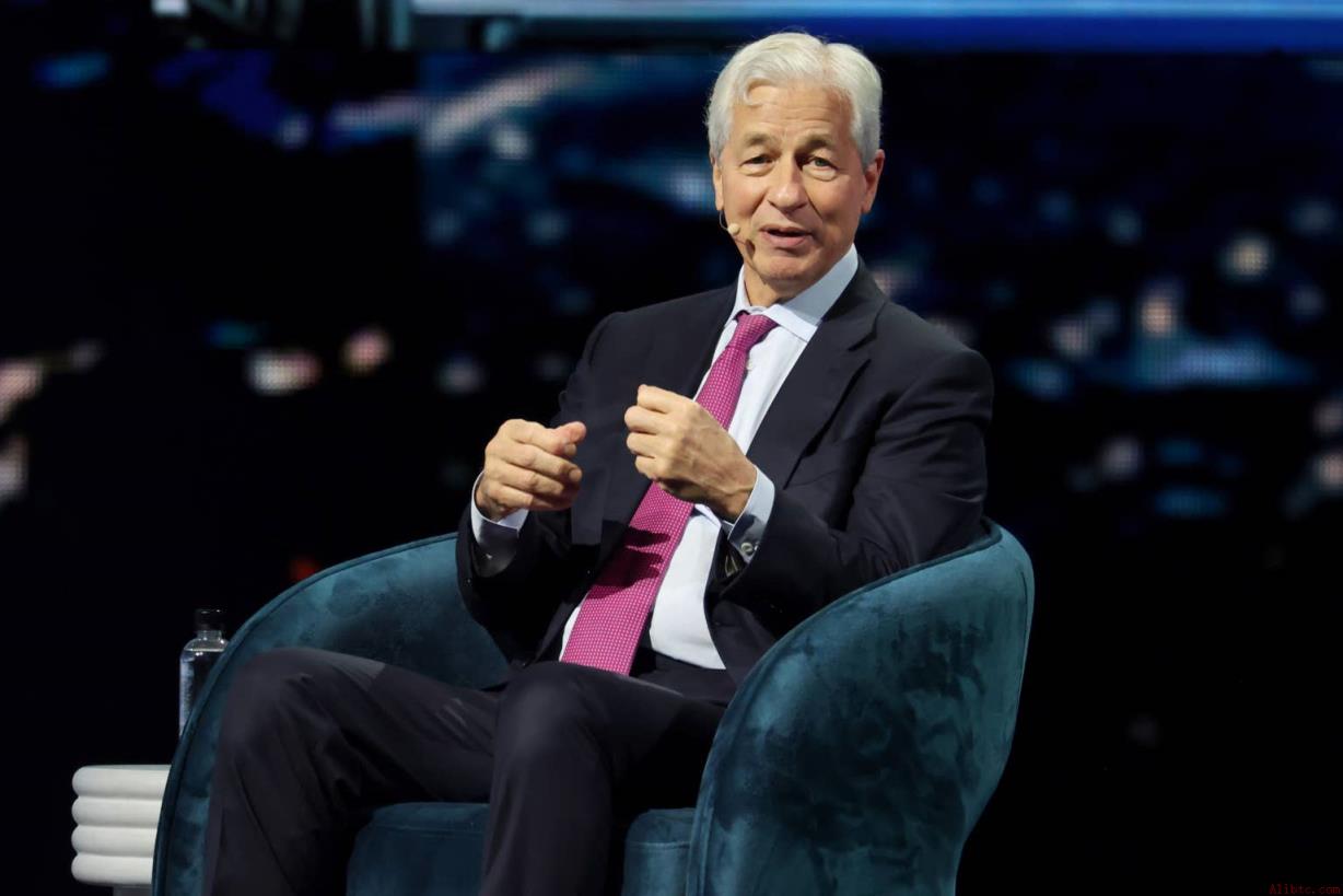 摩根大通CEO戴蒙直言不讳强调明确性