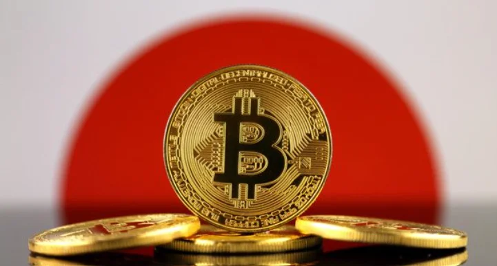 明日比特币将迎关键节点：BTC刚现反弹，日本会否再掀冲击？分析师警示2024年，等待...