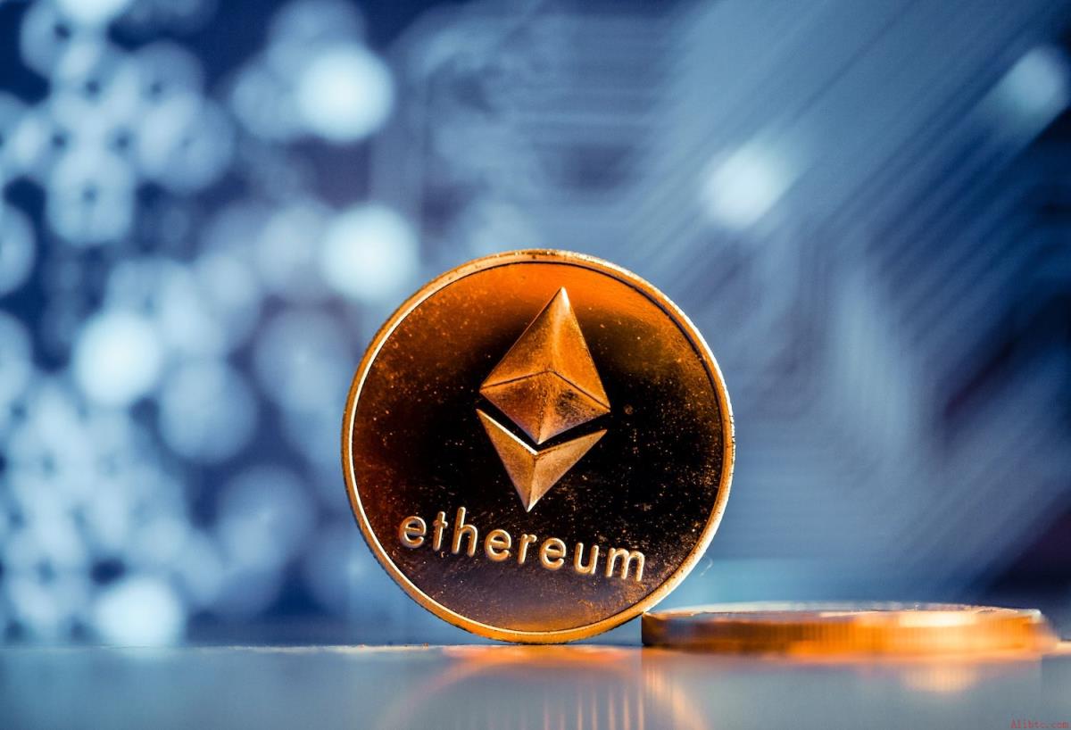 华尔街大举买入以太坊，ETF投资者却纷纷离场？