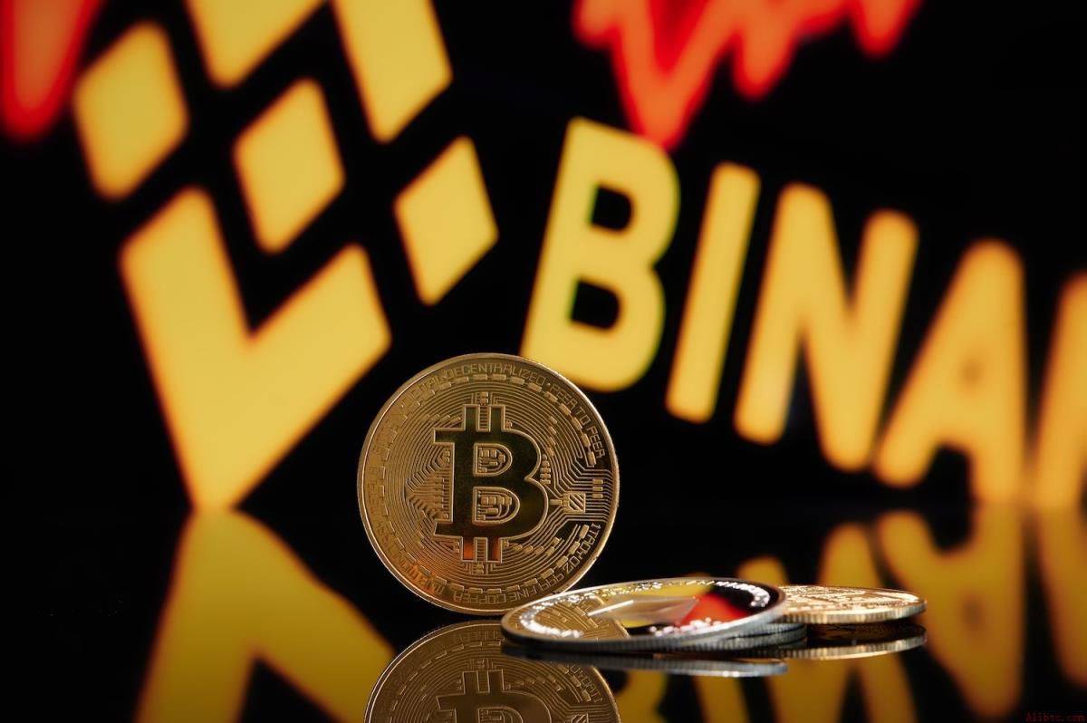 币安遭遇MICA外流，Coinbase和OKX争夺欧盟用户