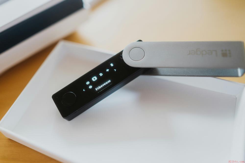 Ledger修复以太坊应用签名漏洞，解决清晰签名问题