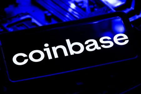 Coinbase (COIN) 股票：Chainlink 为代币化股票解锁 DeFi 应用价值