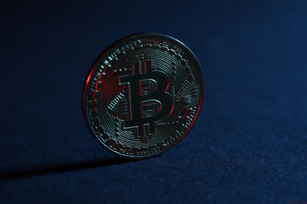 比特币金库Nakamoto暴跌99%，现正抛售自家BTC
