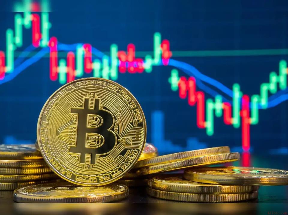比特币五周涨36%领跑全球资产，超越股市与黄金表现