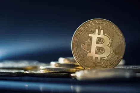 比特币价格逼近$83,000支撑位，Sequans清仓国库持仓