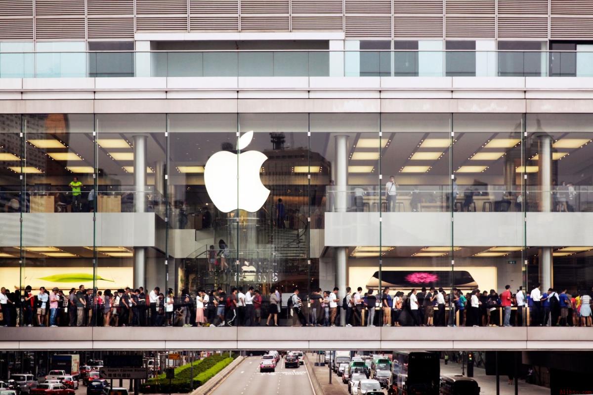 苹果2027年春季发布iPhone 18、18e及Air 2，三机同步登场